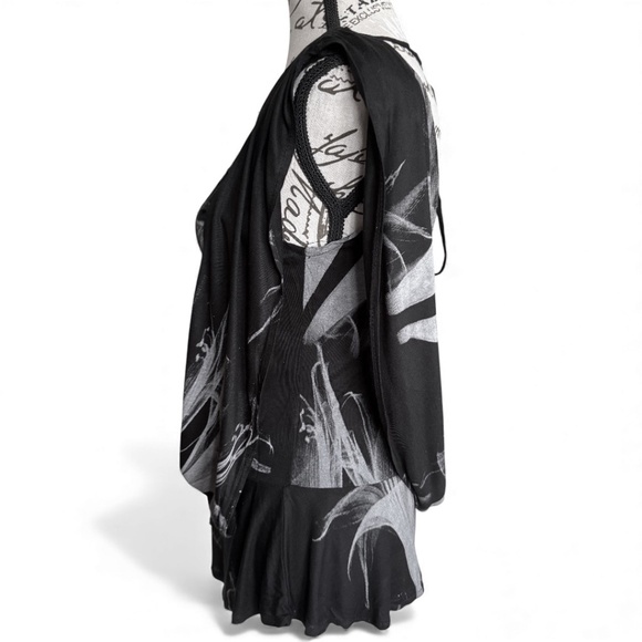 RELIGION London Draped Beaded Graphic Top – Size M - Picture 4 of 9